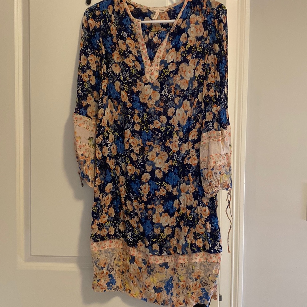 Rebecca Taylor 100% silk dress, size 0, shift dress style,Ike new